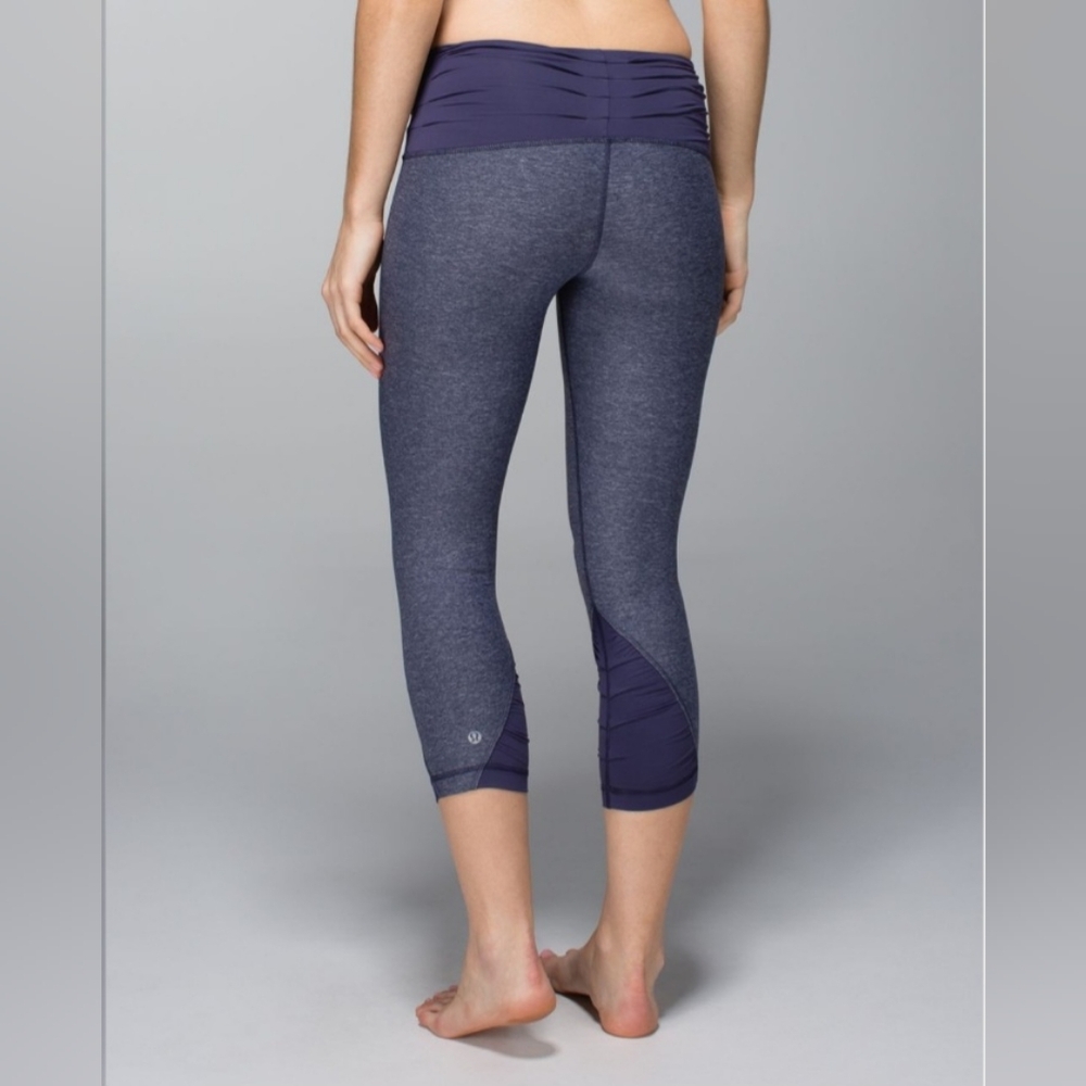 Lululemon - Embrace Crop
